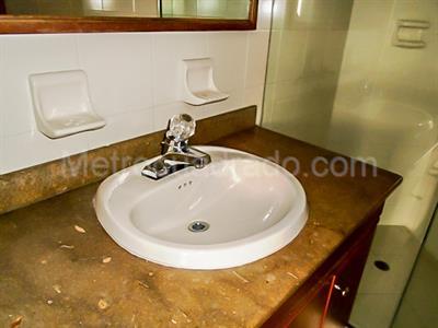 Apartamento de 3 alcobas en venta en El Poblado, Medellín, 190 m² · foto 15 de 17