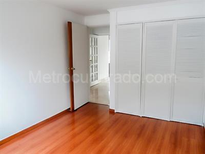 Apartamento de 3 alcobas en venta en El Poblado, Medellín, 174 m² · foto 10 de 17