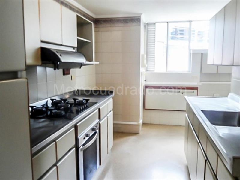 3BR Apartment for Rent & Sale with Marble Floors in El Tesoro, El Poblado - 4