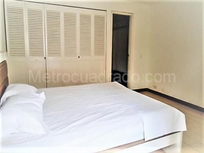 Apartamento de 3 alcobas en venta en El Poblado, Medellín, 136 m² · foto 6 de 15
