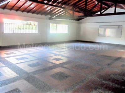Apartamento de 2 alcobas en venta en El Poblado, Medellín, 110 m² · foto 16 de 16