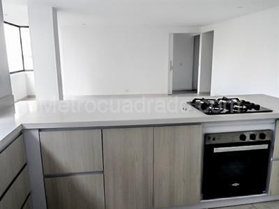 Apartamento de 2 alcobas en venta en El Poblado, Medellín, 110 m² · foto 5 de 16