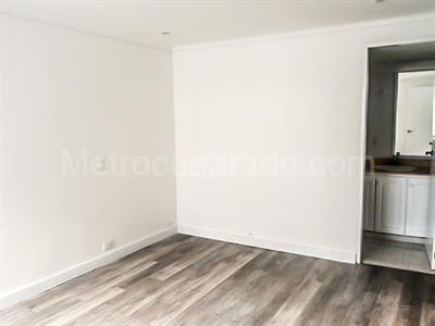 Apartamento de 2 alcobas en venta en El Poblado, Medellín, 110 m² · foto 6 de 16