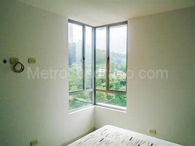 Apartamento de 3 alcobas en venta en El Poblado, Medellín, 96 m² · foto 10 de 20