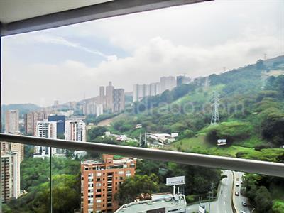 Apartamento de 3 alcobas en venta en El Poblado, Medellín, 96 m² · foto 14 de 20
