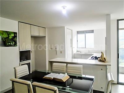 Apartamento de 3 alcobas en venta en El Poblado, Medellín, 96 m² · foto 4 de 20