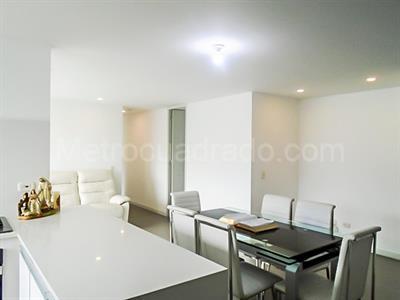 Apartamento de 3 alcobas en venta en El Poblado, Medellín, 96 m² · foto 7 de 20
