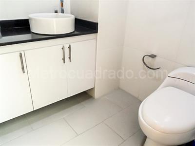 Casa de 3 alcobas en venta en El Poblado, Medellín, 267 m² · foto 15 de 20