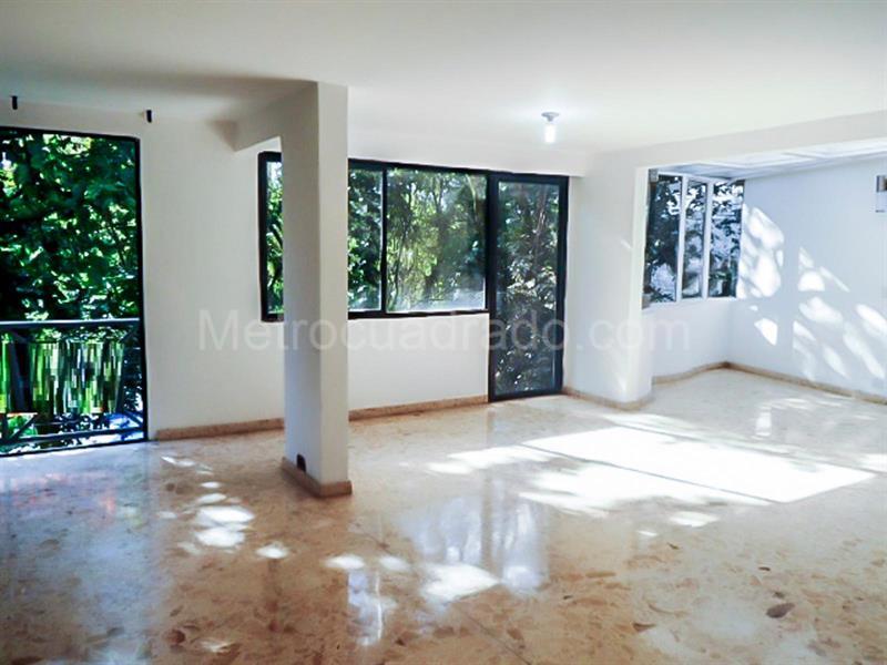 Elegant 3BR House in Poblado