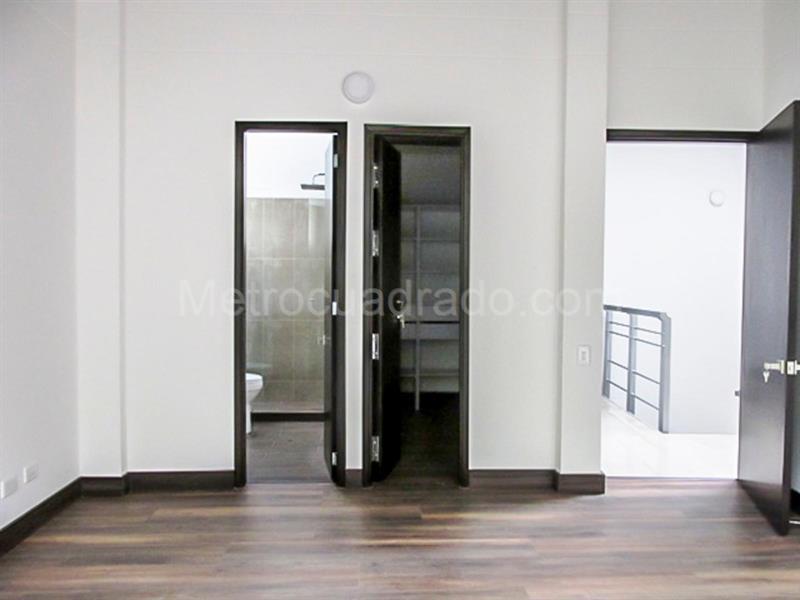 Casa de 3 Alcobas con Piscina y Sauna en El Tesoro (Poblado) - 7