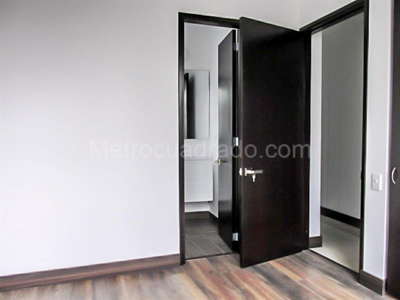 Casa de 3 Alcobas con Piscina y Sauna en El Tesoro (Poblado) - 9