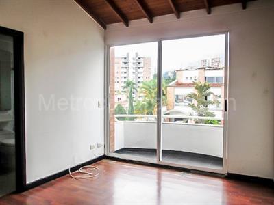Casa de 4 alcobas en venta en Alto De Misael, Envigado, 185 m² · foto 12 de 19