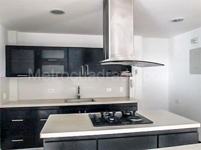Casa de 4 alcobas en venta en Alto De Misael, Envigado, 185 m² · foto 3 de 19