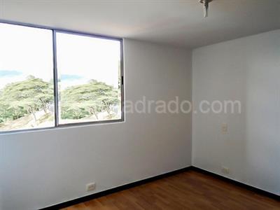 Apartamento en venta en El Poblado, Medellín · foto 6 de 17