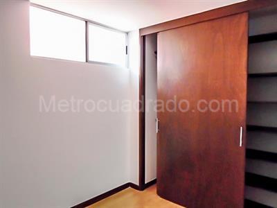 Apartamento en venta en El Poblado, Medellín · foto 8 de 17
