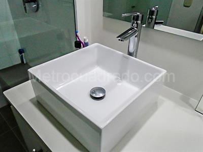 Apartamento de 3 alcobas en venta en El Poblado, Medellín, 106 m² · foto 14 de 20