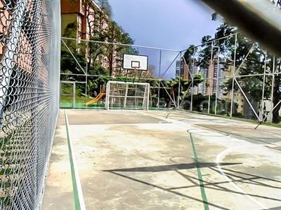 Apartamento de 3 alcobas en venta en El Poblado, Medellín, 106 m² · foto 18 de 20