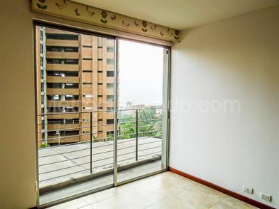 Casa de 4 alcobas en venta en El Poblado, Medellín, 260 m² · foto 13 de 20