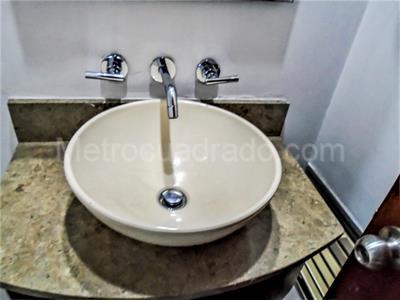 Casa de 4 alcobas en venta en El Poblado, Medellín, 260 m² · foto 16 de 20