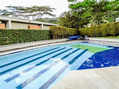 Casa de 4 alcobas en venta en El Poblado, Medellín, 260 m² · foto 19 de 20