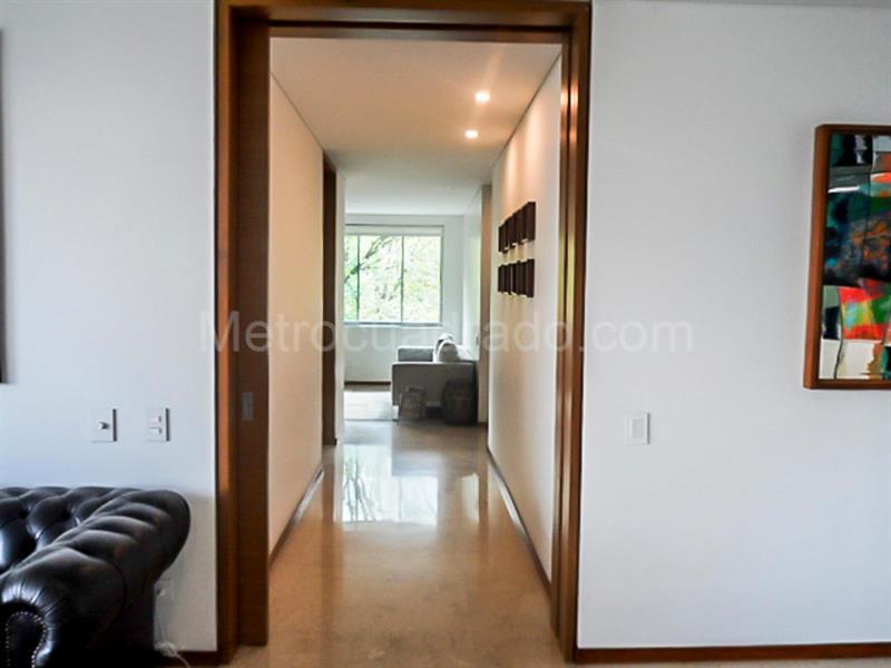 Apartamento de Lujo de 3 Alcobas en El Tesoro - 6