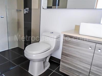 Apartamento en venta en El Poblado, Medellín · foto 14 de 19