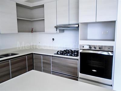 Apartamento en venta en El Poblado, Medellín · foto 2 de 19