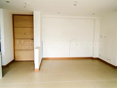 Apartamento en venta en El Poblado, Medellín · foto 3 de 19