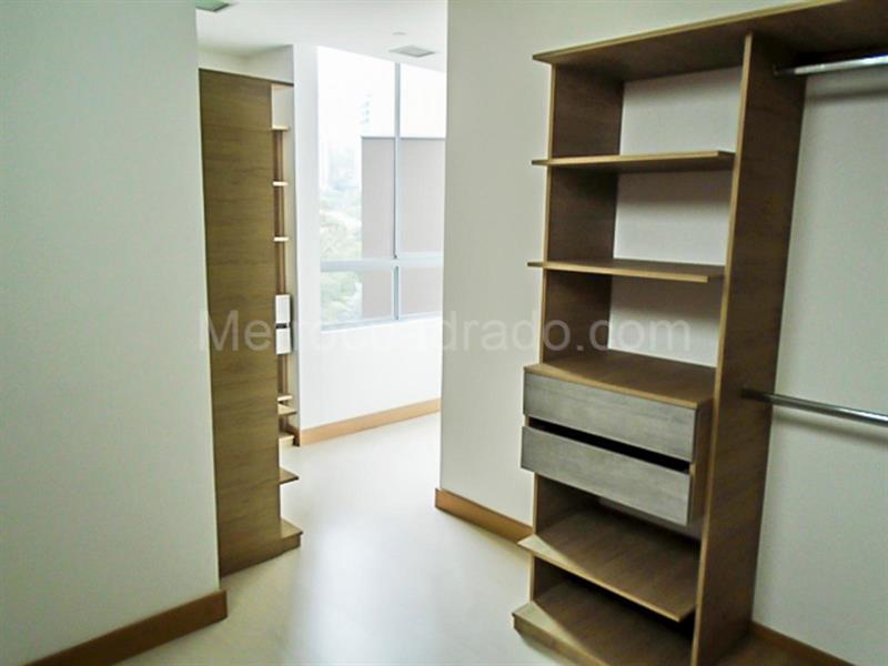 Elegant 2BR Apartment with Jacuzzi in El Poblado - 7