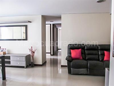 Apartamento en venta en El Poblado, Medellín · foto 3 de 16