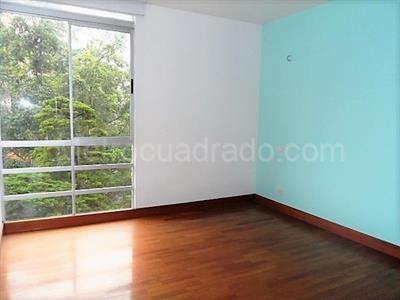 Apartamento de 3 alcobas en venta en El Poblado, Medellín, 270 m² · foto 12 de 20
