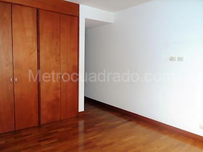 Apartamento de 3 alcobas en venta en El Poblado, Medellín, 270 m² · foto 13 de 20