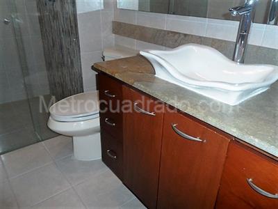 Apartamento de 3 alcobas en venta en El Poblado, Medellín, 270 m² · foto 15 de 20