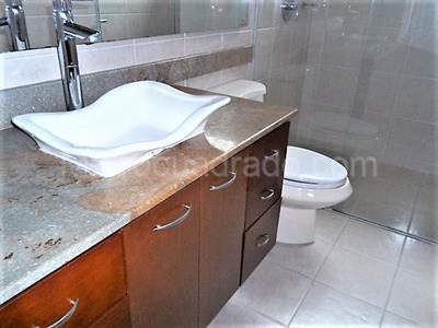Apartamento de 3 alcobas en venta en El Poblado, Medellín, 270 m² · foto 16 de 20