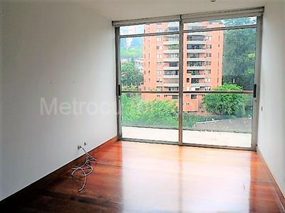 Apartamento de 3 alcobas en venta en El Poblado, Medellín, 270 m² · foto 7 de 20