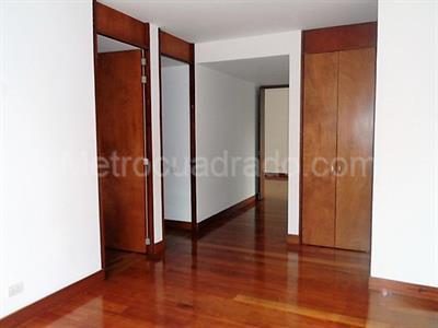 Apartamento de 3 alcobas en venta en El Poblado, Medellín, 270 m² · foto 8 de 20