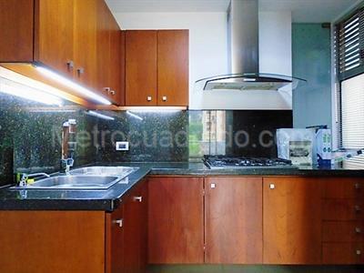 Apartamento en venta en El Poblado, Medellín · foto 5 de 20