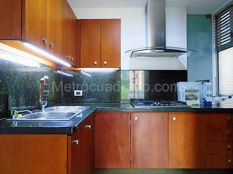 Apartamento Amplio de 2 Alcobas en Castropol - 5