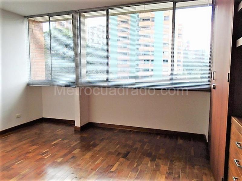 Apartamento Amplio de 2 Alcobas en Castropol - 7