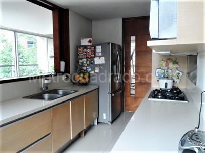 Apartamento de 3 alcobas en arriendo en Alejandría, Medellín, 217 m² · foto 5 de 18