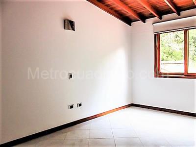 Casa de 4 alcobas en venta en El Poblado, Medellín, 370 m² · foto 11 de 20