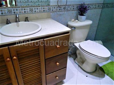 Casa de 4 alcobas en venta en El Poblado, Medellín, 370 m² · foto 14 de 20