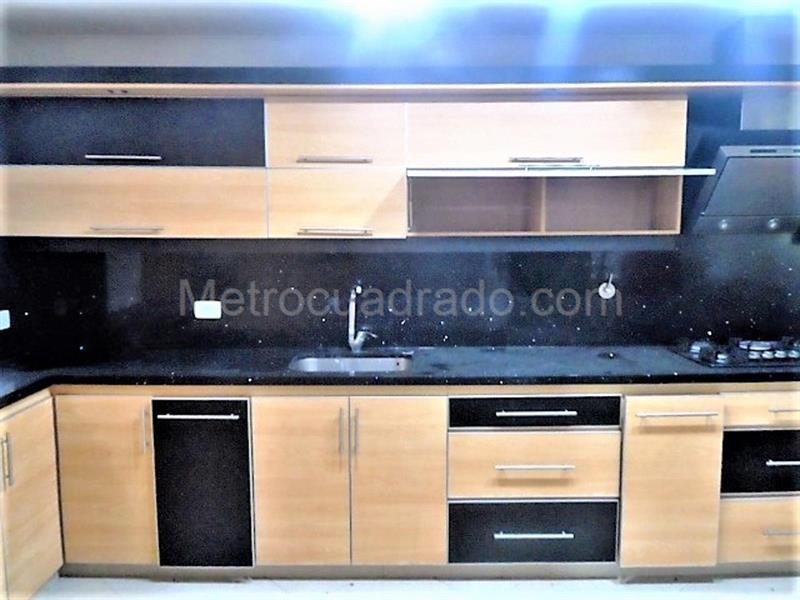 Casa en Venta y Arriendo, Poblado, Medellín - Widok 4