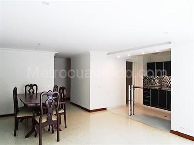 Casa de 3 alcobas en venta en El Poblado, Medellín, 150 m² · foto 3 de 20