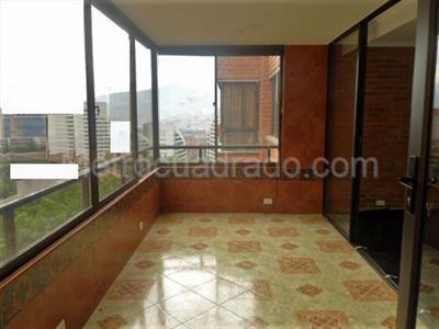 Apartamento de 3 alcobas en venta en El Poblado, Medellín, 264 m² · foto 16 de 18