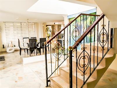 Casa de 4 alcobas en venta en Loma Del Escobero, Envigado, 700 m² · foto 4 de 20