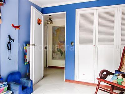 Apartamento en venta en El Poblado, Medellín · foto 8 de 16