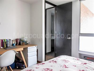 Apartamento en venta en El Poblado, Medellín · foto 11 de 16