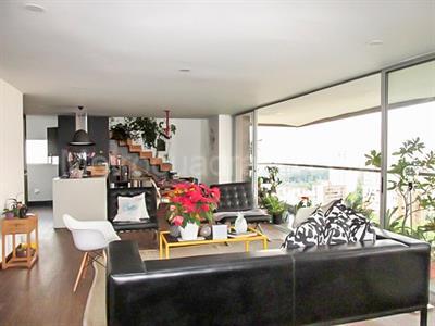 Apartamento en venta en El Poblado, Medellín · foto 2 de 16