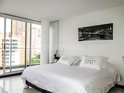 Apartamento en venta en El Poblado, Medellín · foto 8 de 16